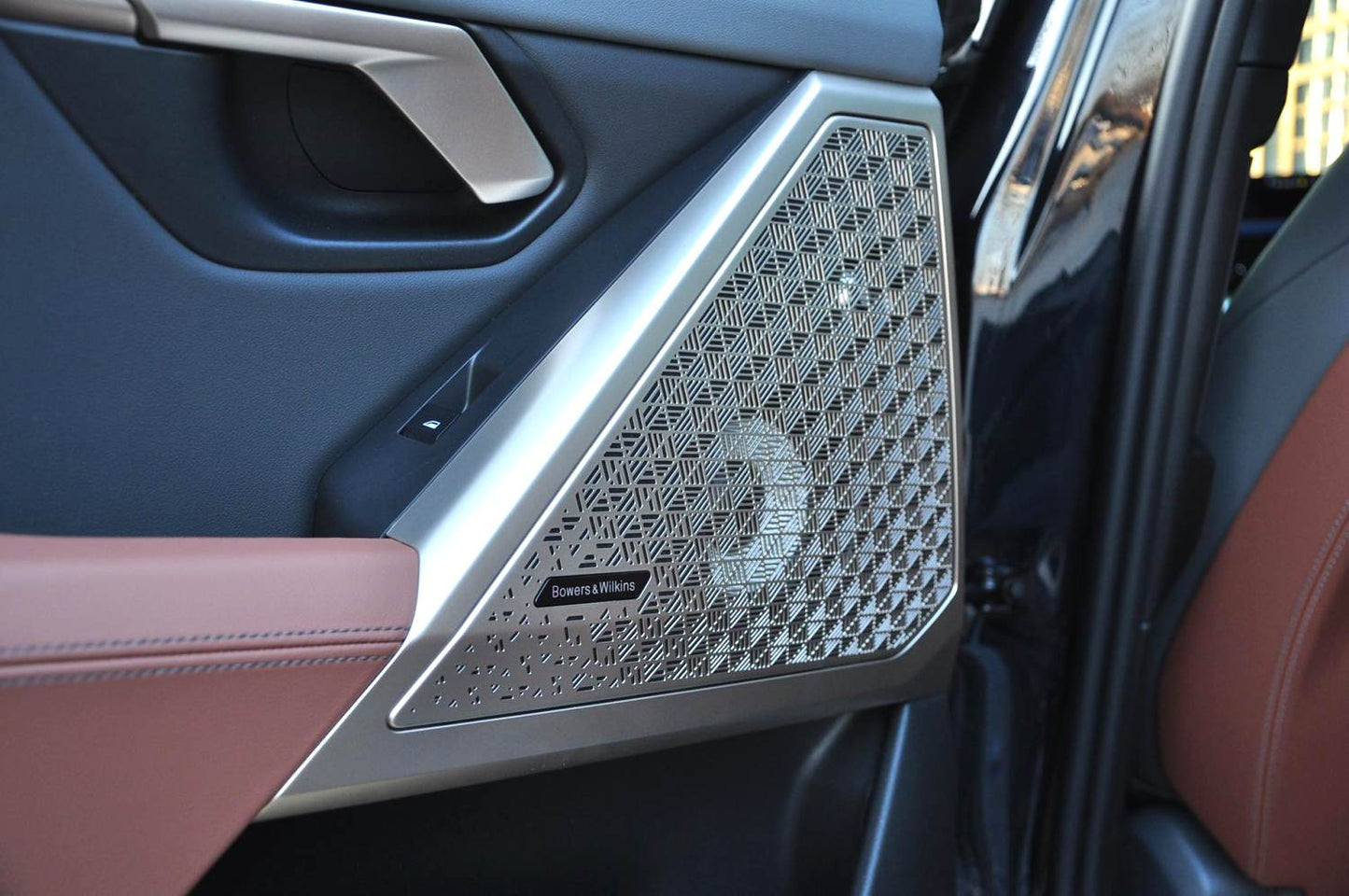 宝马5系2024款530Li 48V2.0T尊享型M运动套装 自动挡