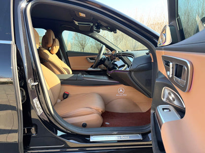 奔驰E级2024款E300L48V2.0T豪华型自动挡