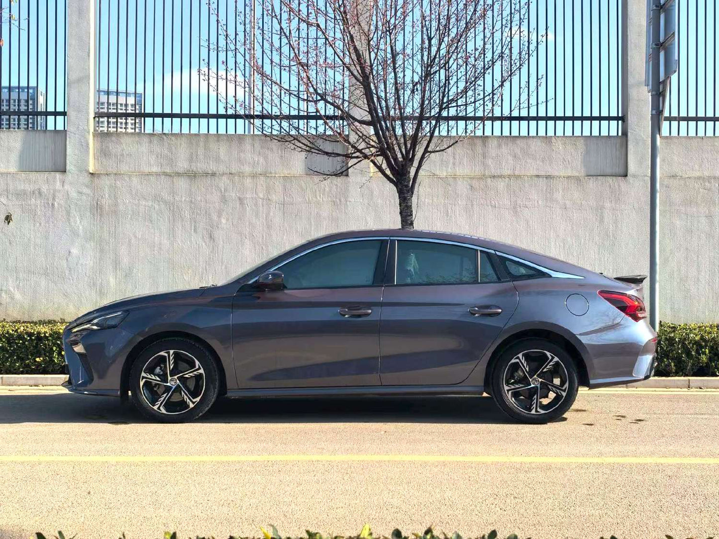 MG 2021款 MG5 1.5TGI 300TGI 青奢豪享版(改款) 自动挡