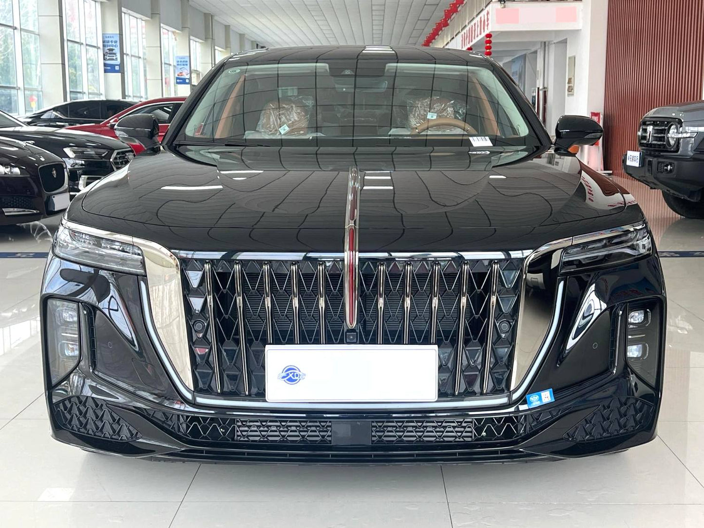 红旗 2024款 H9 48V 2.0T 旗享 私享风尚版 自动挡