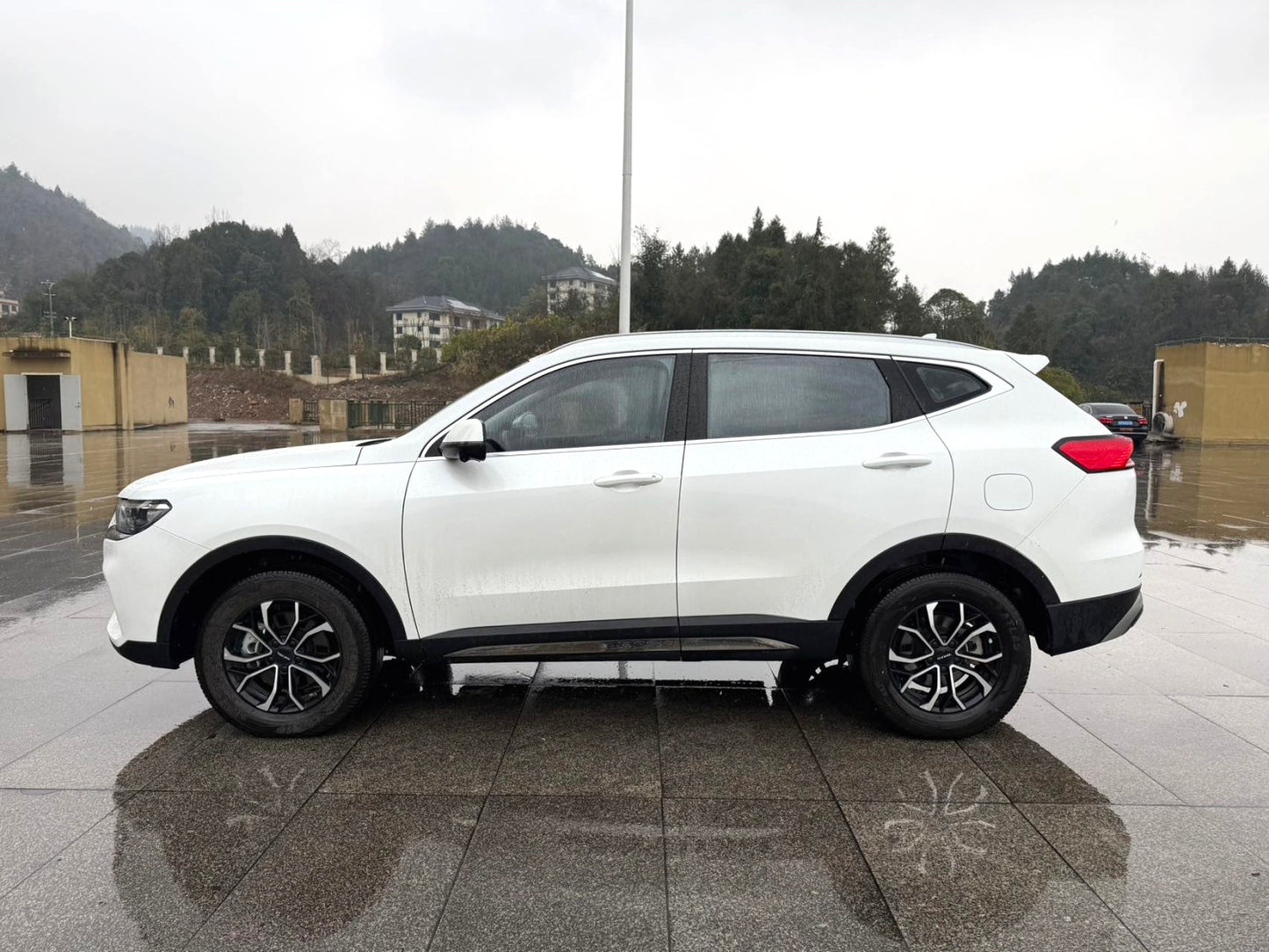 哈弗 2023款 H6 1.5T 国潮版 都市版 自动挡