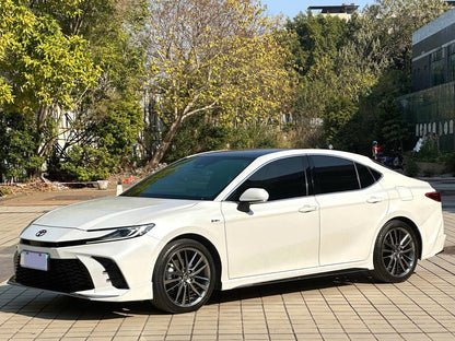 丰田 2024款 凯美瑞 双擎 2.5HXS 无级 运动Plus版 自动挡