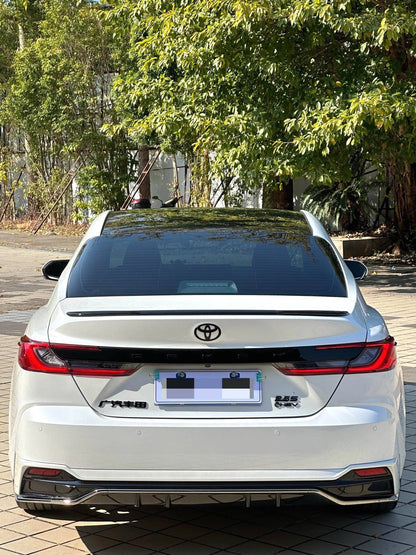 丰田 2024款 凯美瑞 双擎 2.5HXS 无级 运动Plus版 自动挡