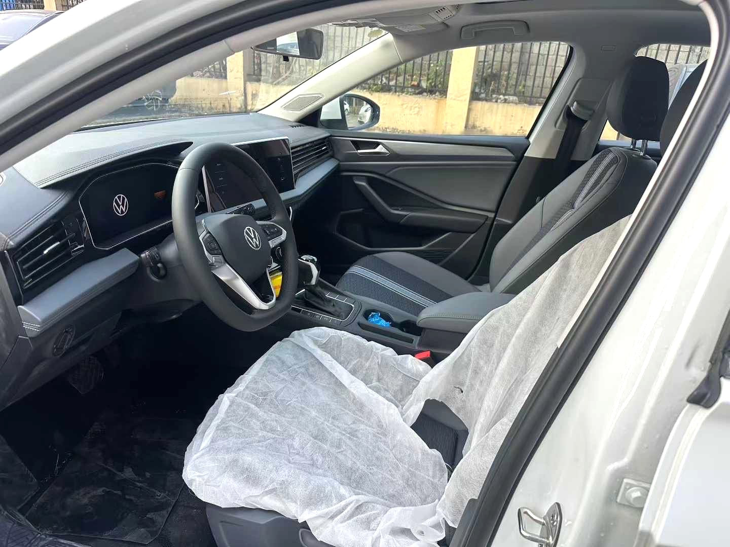 Volkswagen 2025 Sagitar 1.5TSI 300TSI Flying Edition (facelift) Automatic