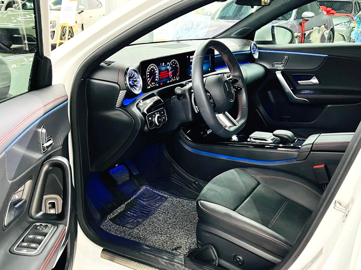 2024 Mercedes-Benz A-Class A 200 L 1.3T Fashion Automatic