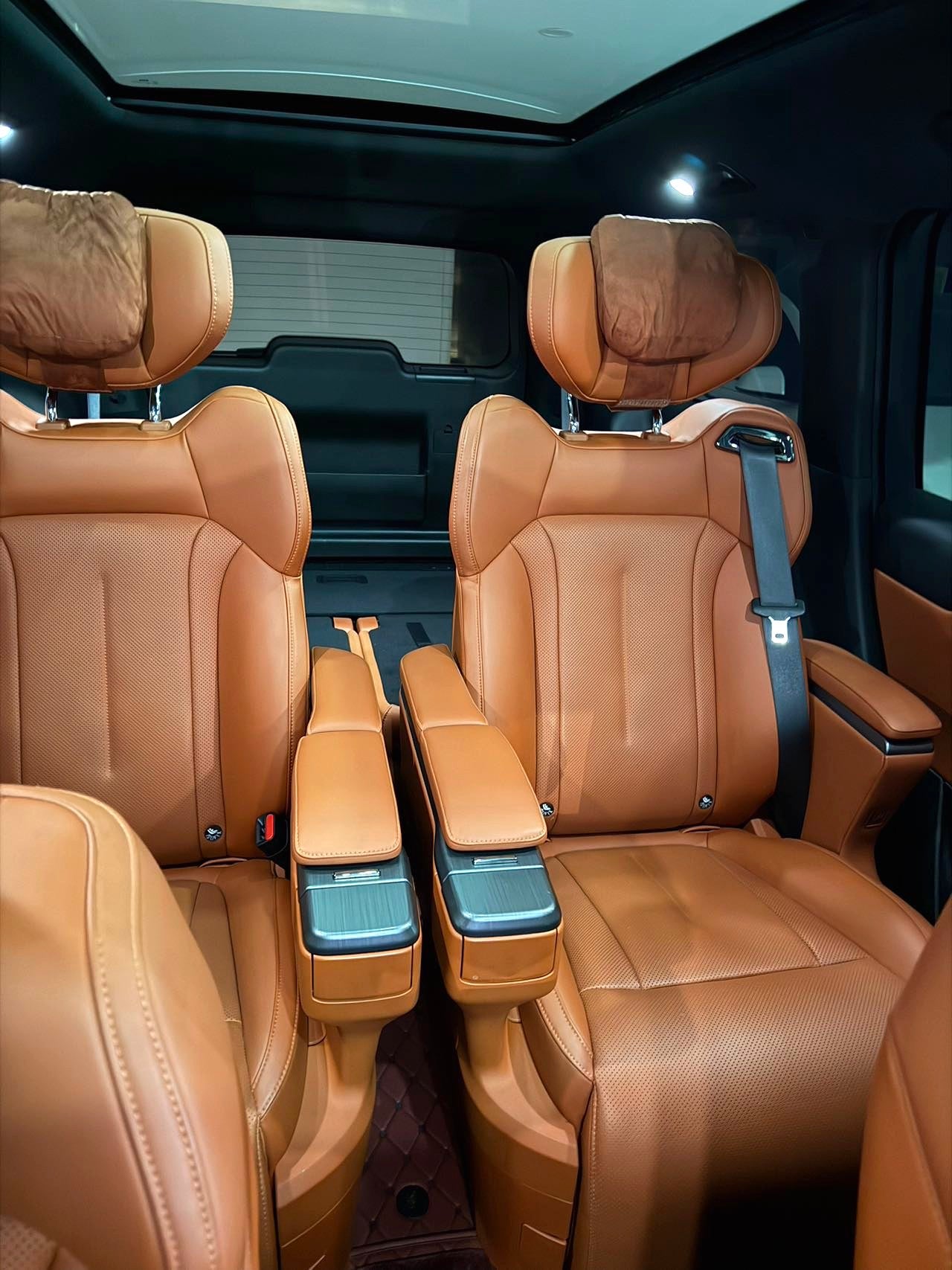 2023 ZEKR 01 Premium 6-Seater Automatic