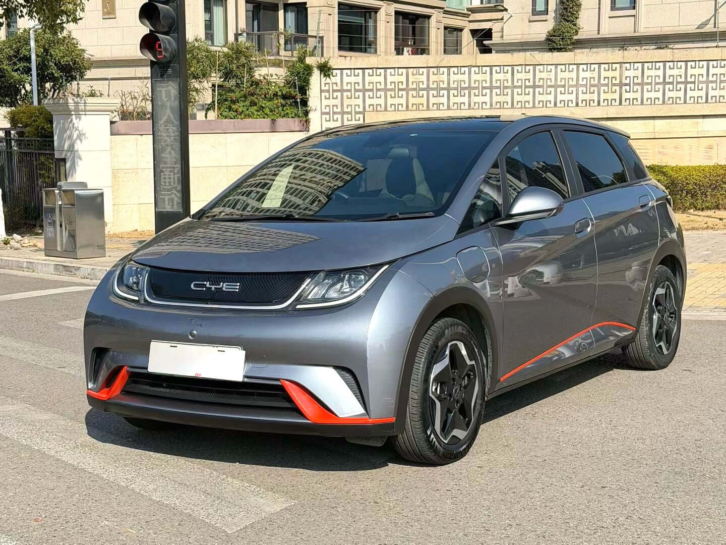 比亚迪 2021款 海豚 405km 时尚版 自动挡