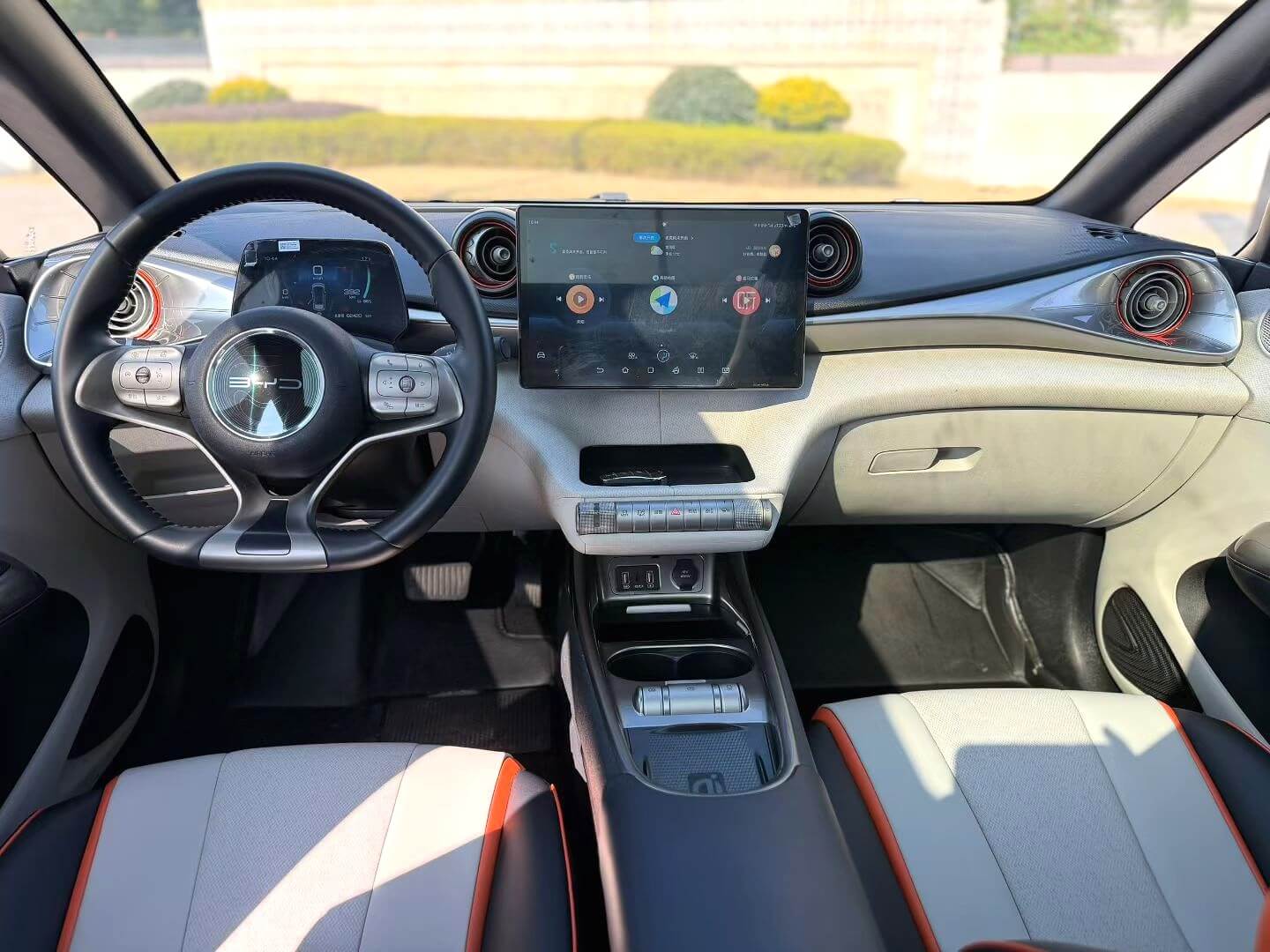 比亚迪 2021款 海豚 405km 时尚版 自动挡