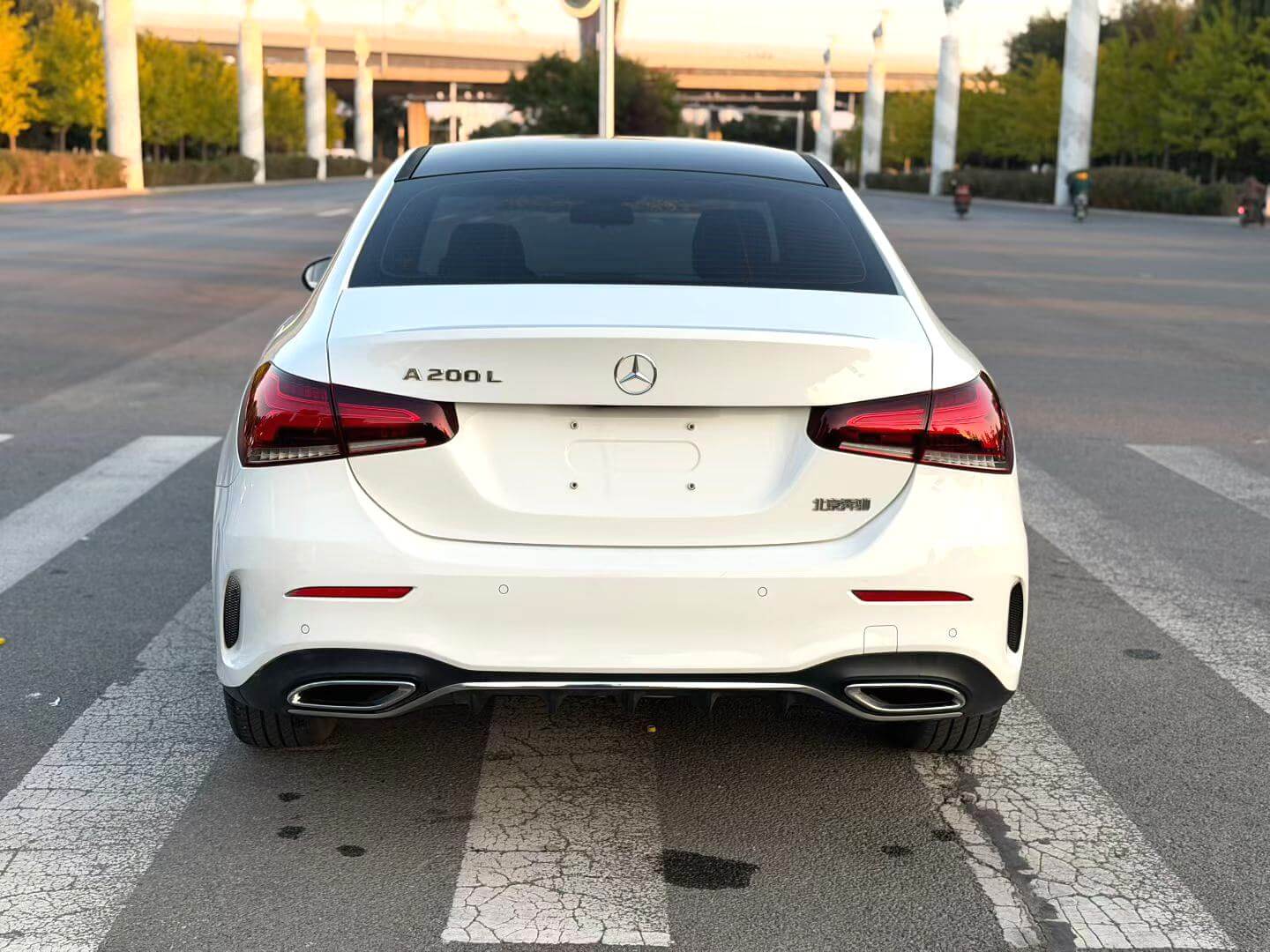 2022 Mercedes-Benz A-Class A 200 L 1.3T Fashion Automatic